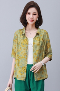 中年妈妈短袖衬衫女夏2023新款宽松洋气女装印花薄款衬衣休闲上衣图片