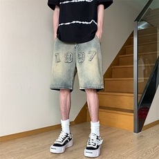黄泥色