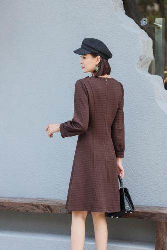 秋装连衣裙，女装连衣裙，雪飞诗