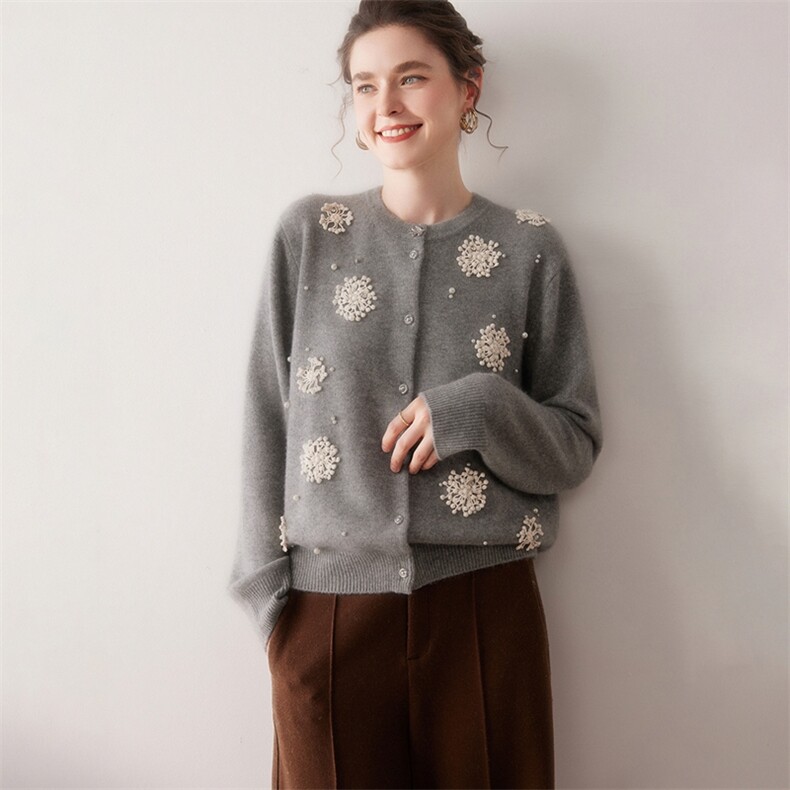 重工花朵钉珠100%纯山羊绒开衫女减龄宽松毛衣外套秋冬新款慵懒灰，女装针织衫/毛衣，美创羊绒