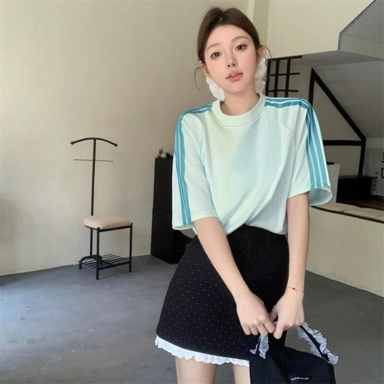 抖音得物品质二开240克宽松纯棉美式潮牌印花三条杠中性风短袖T恤，男装T恤，电商A486