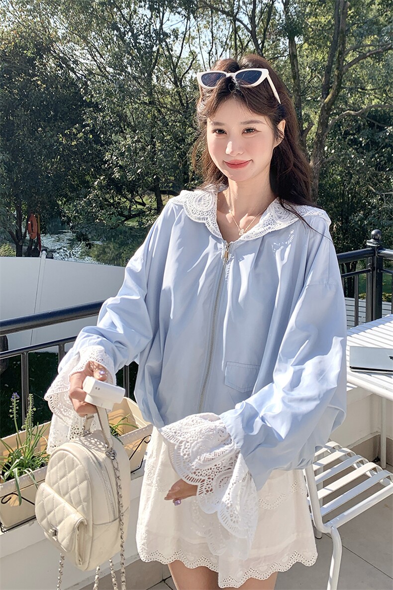 浅蓝色蕾丝拼接连帽外套秋季2025新款超火韩系甜美风宽松休闲外套,女装西装,2D014