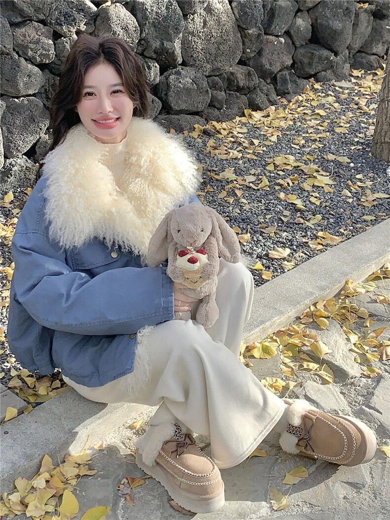 蓝色大毛领派克羽绒服女2025冬季新款设计感清新小个子加厚外套,女装羽绒服,艾米莉亚