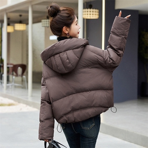 羽绒服女短款2025新款小个子冬季保暖加厚连帽面包服外套图片
