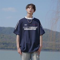藏青色