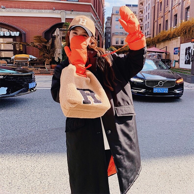 【新款现货】90绒长款撞色西装羽绒面包服送手套819-P295-K428，女装羽绒服，浙宝189