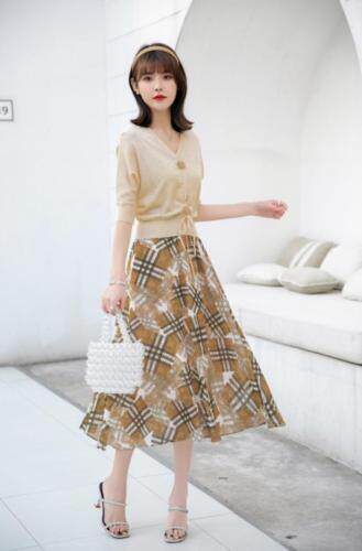 针织套装，每天出货，女装职业装，伊艺不舍