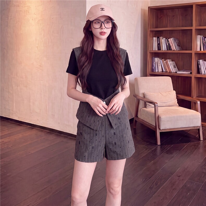 欧货时尚休闲套装女夏季新款气质拼接撞色假两件短袖短裤两件套潮,女装套装/套裙,江南