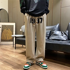 卡其色