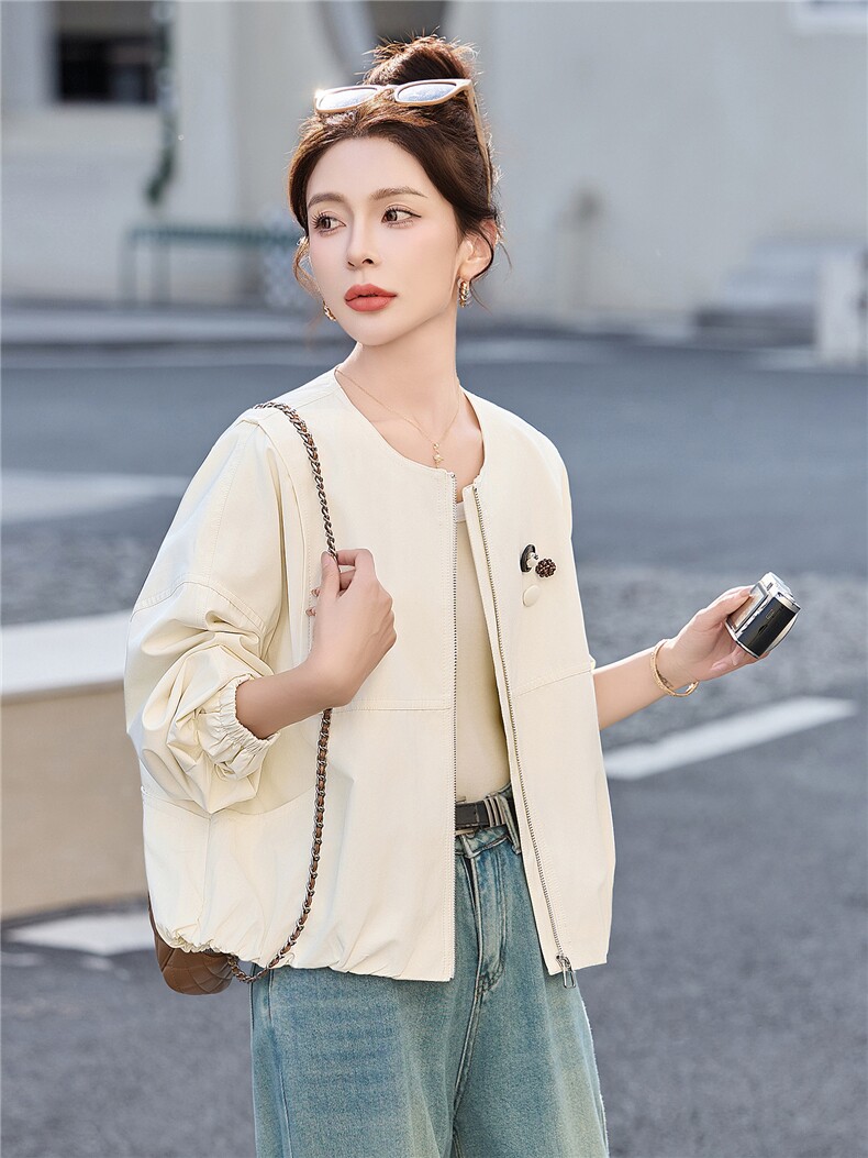 短款外套女2026春季新款圆领宽松小个子百搭休闲夹克上衣,女装短外套,恋慕依尚