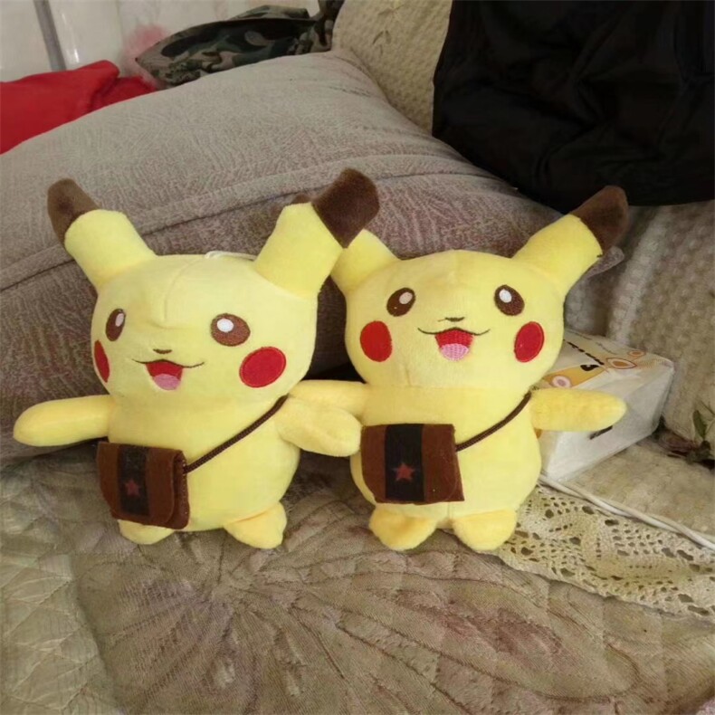 背包皮卡卡十个起订，王子良毛绒玩具