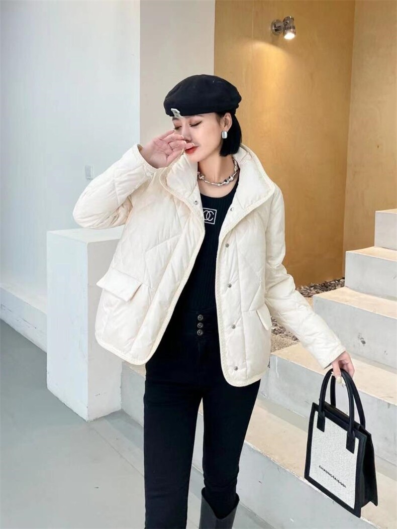 [现货]简单大方休闲款羽绒服，四色、三个尺码，女装羽绒服，依柏璐(1F)