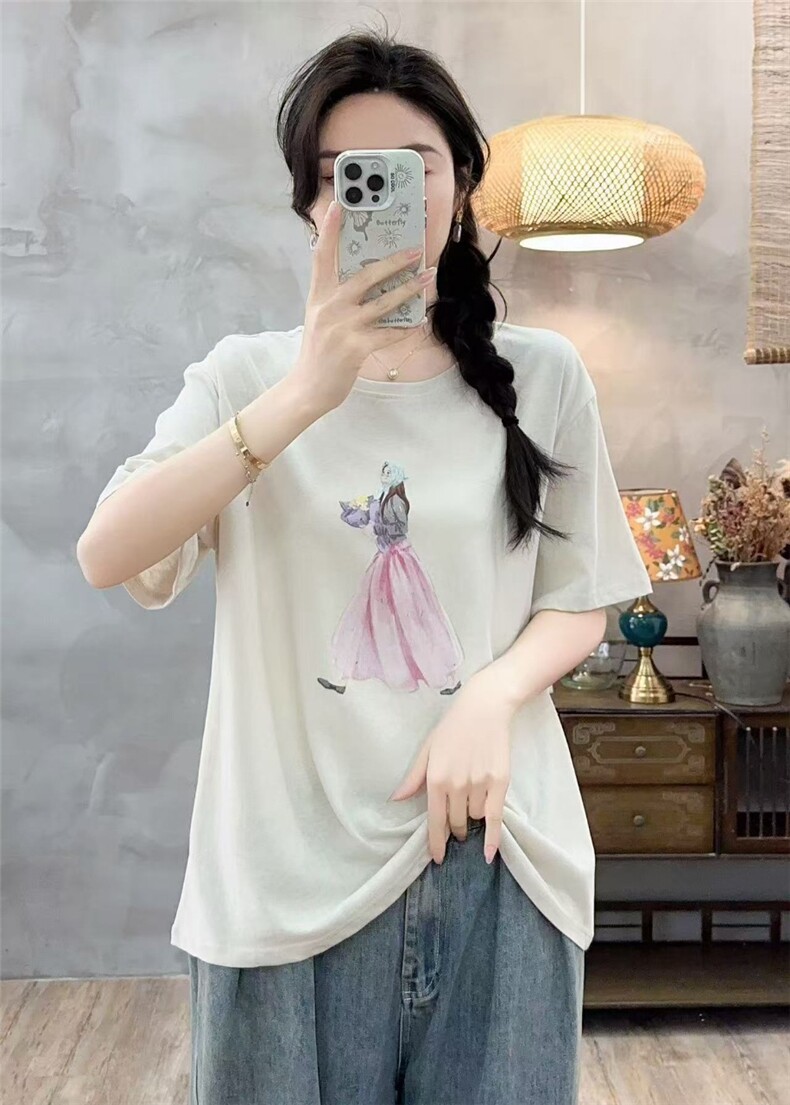 粉裙子美女图案短袖2025简约百搭,女装T恤,湘姗