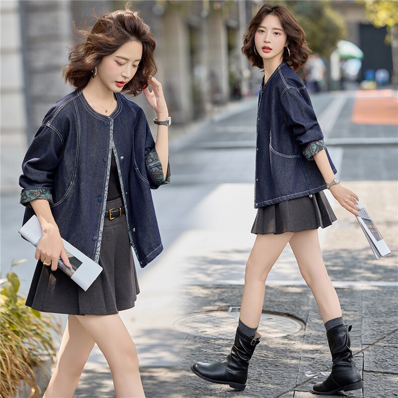 2025秋装新款复古休闲宽松圆领牛仔外套，女装牛仔外套，深水步