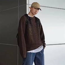 深棕色