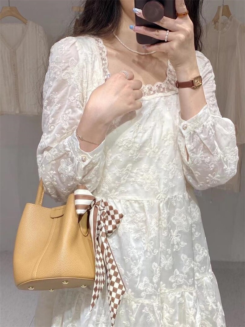 秋季新款蕾丝刺绣连衣裙，女装连衣裙，慕尚依依