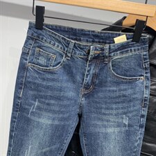 B230秋季新款深蓝色做旧牛仔裤男长期款7708P85，男装牛仔裤，电商B230