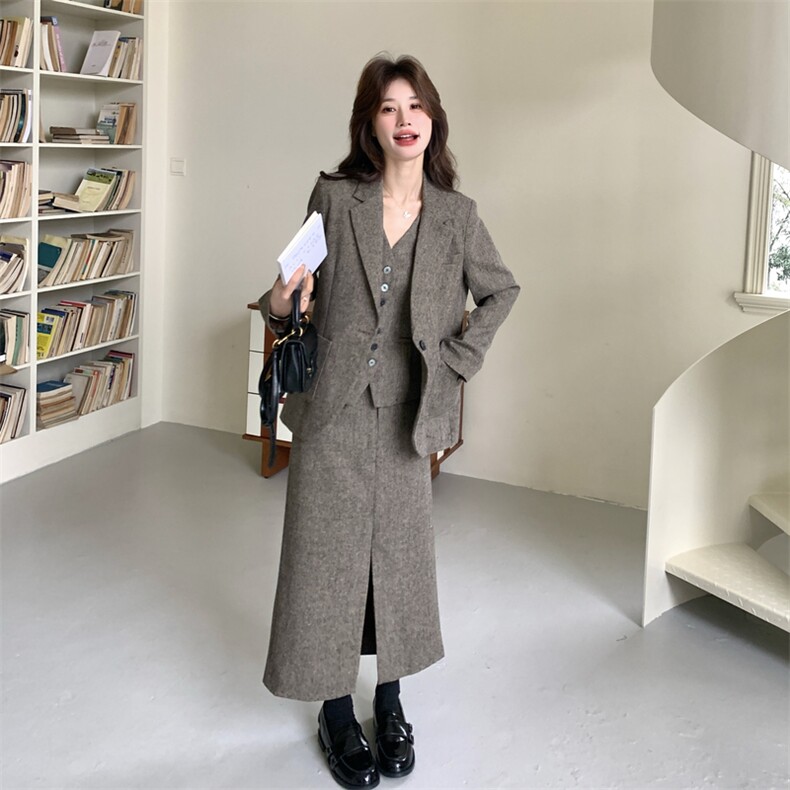 西装7085-P155-K248,马甲7085N-P115-K188,半裙7085X-P115-K188,女装套装/套裙,2C016