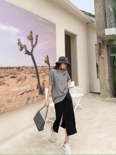 跑量开口T简约洋气，女装，Queena PHoebe