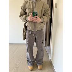 卡其色