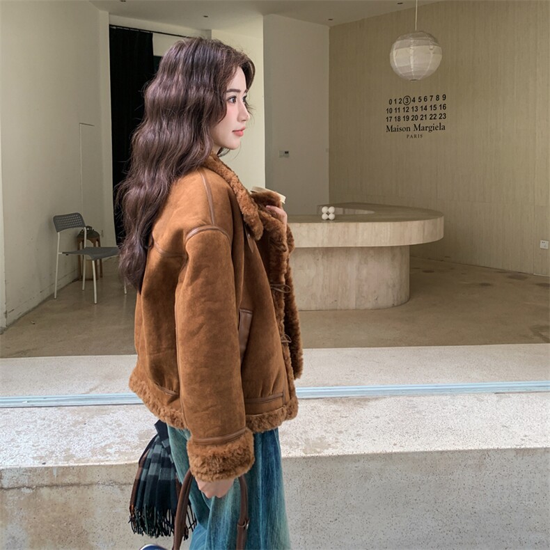 有货三颗扣皮毛一体外套2C090-8979-P215-K328,女装棉衣/棉服,2C090