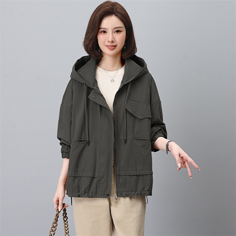 风衣女短款2025春秋季新款中年妈妈时尚休闲宽松大码洋气连帽外套,女装风衣,江忆布依