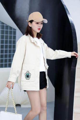 2021春款风衣外套，女装风衣，红雀纺