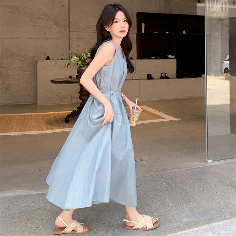 法式温柔无袖连衣裙2025新款女夏仙女收腰孕妇度假风高级吊带长裙,女装连衣裙,纯色衣恋