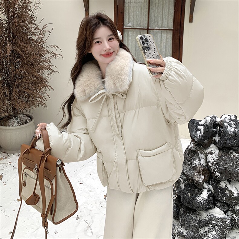 大毛领蓝色羽绒服外套女冬季2025新款小个子减龄面包服爆款高级感,女装羽绒服,2D078