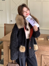 新年战袍貉子毛领皮毛一体外套冬季加厚巨保暖宽松撞色氛围感上衣，女装羊羔毛/颗粒绒，艾米莉亚