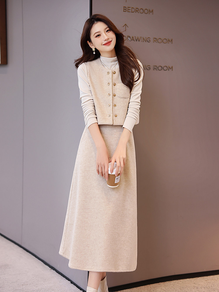 红色小香风毛呢马甲套装裙女2025春秋新款洋气打底衫半身裙三件套,女装套装/套裙,奋斗女王
