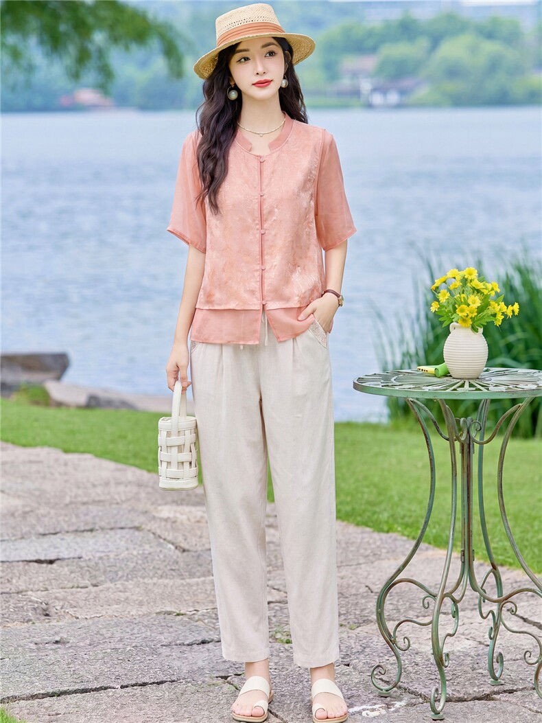 现货2026年夏季新款中式时尚两件套装女小衬衫加马甲天丝麻小脚裤,女装套装/套裙,璐依舞