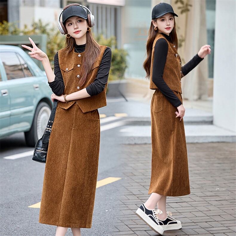 美拉德马甲套装裙女春秋2025新款欧美显瘦雪尼尔马夹半身裙三件套,女装套装/套裙,蓝诺裳