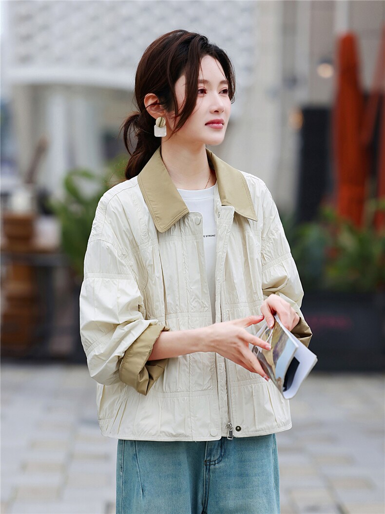 撞色翻领短款外套女春季2026新款小个子时尚减龄百搭高端上衣,女装短外套,鑫源服饰