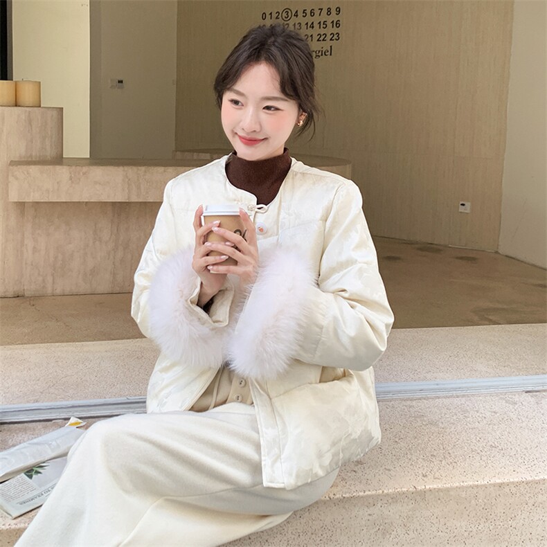 新中式人丝提花羽绒服女冬季欧货高端狐狸毛袖口90白鸭绒保暖外套,女装羽绒服,纯色衣恋