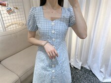 DINOBIENS【现货】夏季新款韩系方领格子连衣裙，女装连衣裙，迪诺比亚