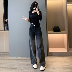 女春新款时尚减龄套装修身纯欲不规则斜肩领口上衣牛仔长裤两件套图片