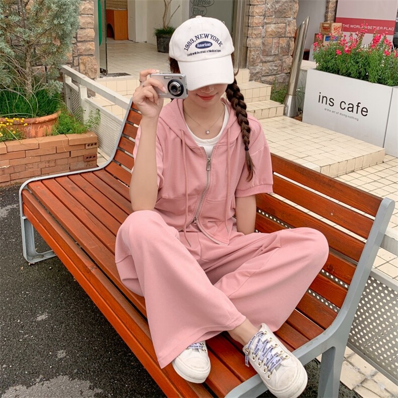 【新款-现货】休闲时尚减龄粉色套装2C131-602-P135K188图片