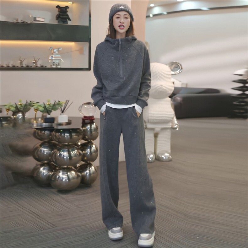 韩系气质休闲运动套装女秋新款半拉链套头连帽卫衣直筒长裤两件套，女装套装/套裙，江南