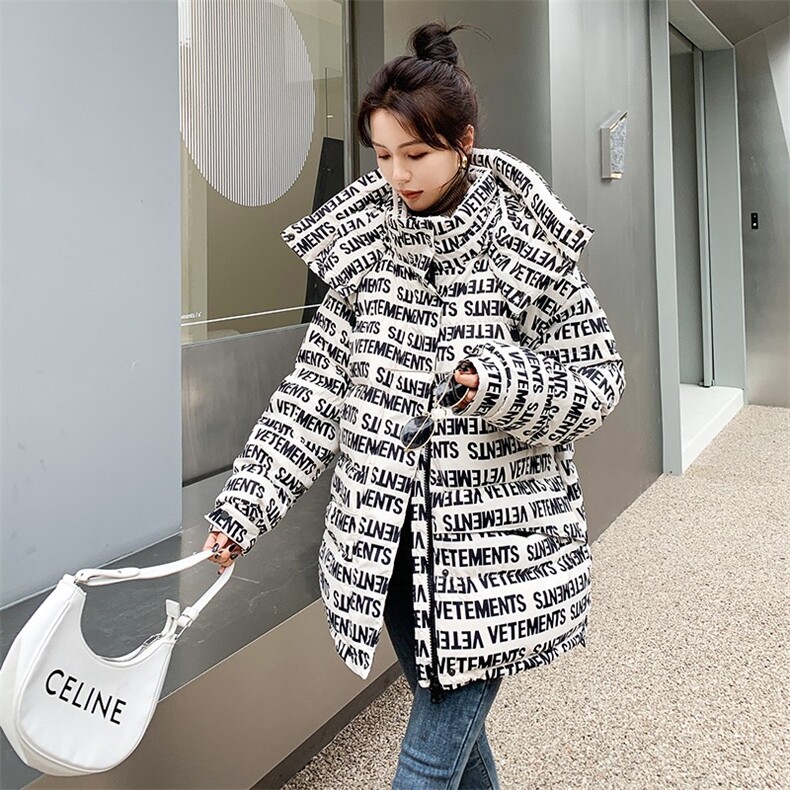 新品主推现货设计感字母ins风90白鸭绒羽绒服款号A012-P325K458，女装羽绒服，浙宝305