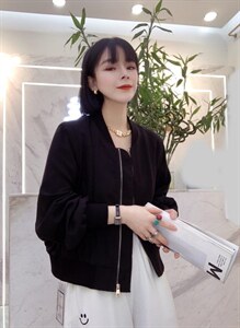 新款！欧货纯色醋酸面料棒球服外套图片