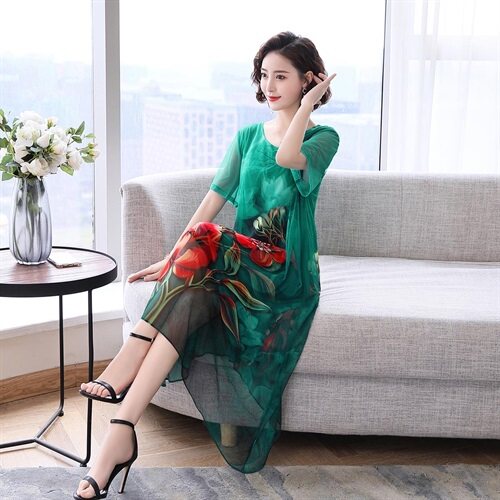 2022年夏时尚大码女装潮流舒适3D效果数码印花定位花连衣裙,女装连衣裙,缘衣格