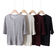 2026年秋季休闲风时尚百搭通勤羊休闲花纱彩点坑条开衫短袖，女装T恤，东远绒业