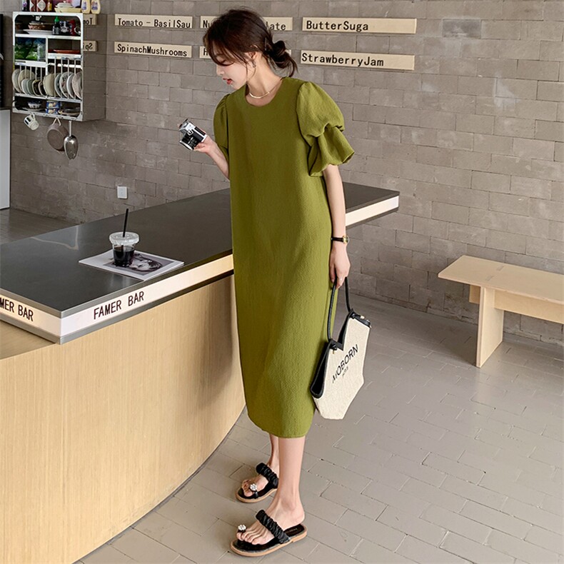 绿色泡泡袖连衣裙女2025夏季新款韩版设计感遮肚子显瘦后开叉长裙,女装连衣裙,2D078