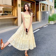 木耳边刺绣连衣裙女夏季2025新款高级感法式温柔风收腰显瘦长裙，女装连衣裙，2C087