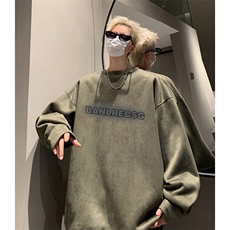 军绿色