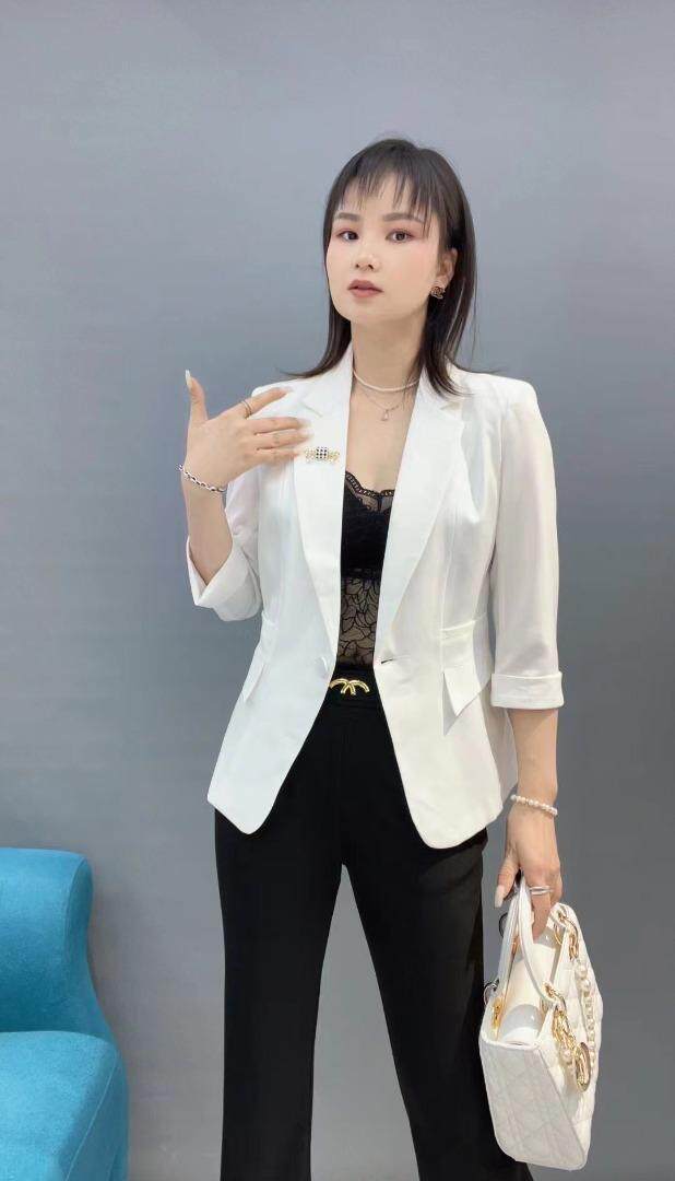 [现货]收腰小西装，三色、三码，女装西装，依柏璐(1F)