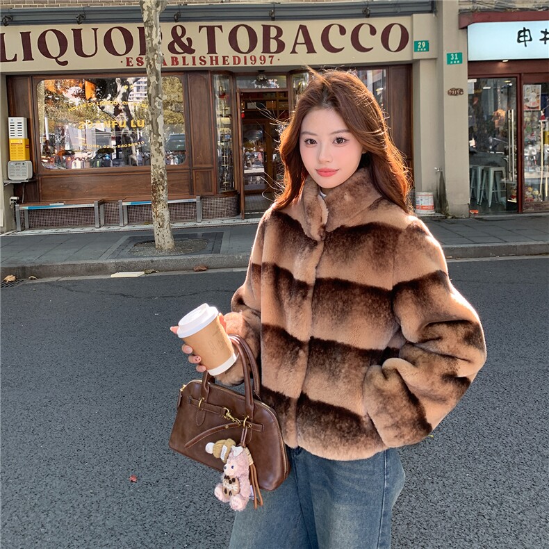 现设计感加厚保暖皮毛一体外套2617P205K308,女装皮草,2C029