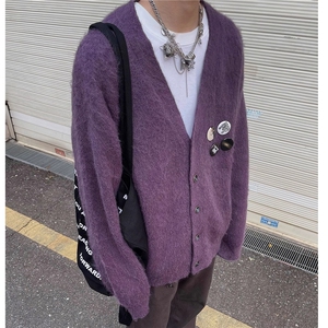 高级感紫色百搭V领针织开衫男女秋冬新款胸针宽松慵懒风毛衣外套图片