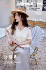 2025修身显瘦天丝雪花V领冰柔衣短袖，女装T恤，东正羊绒